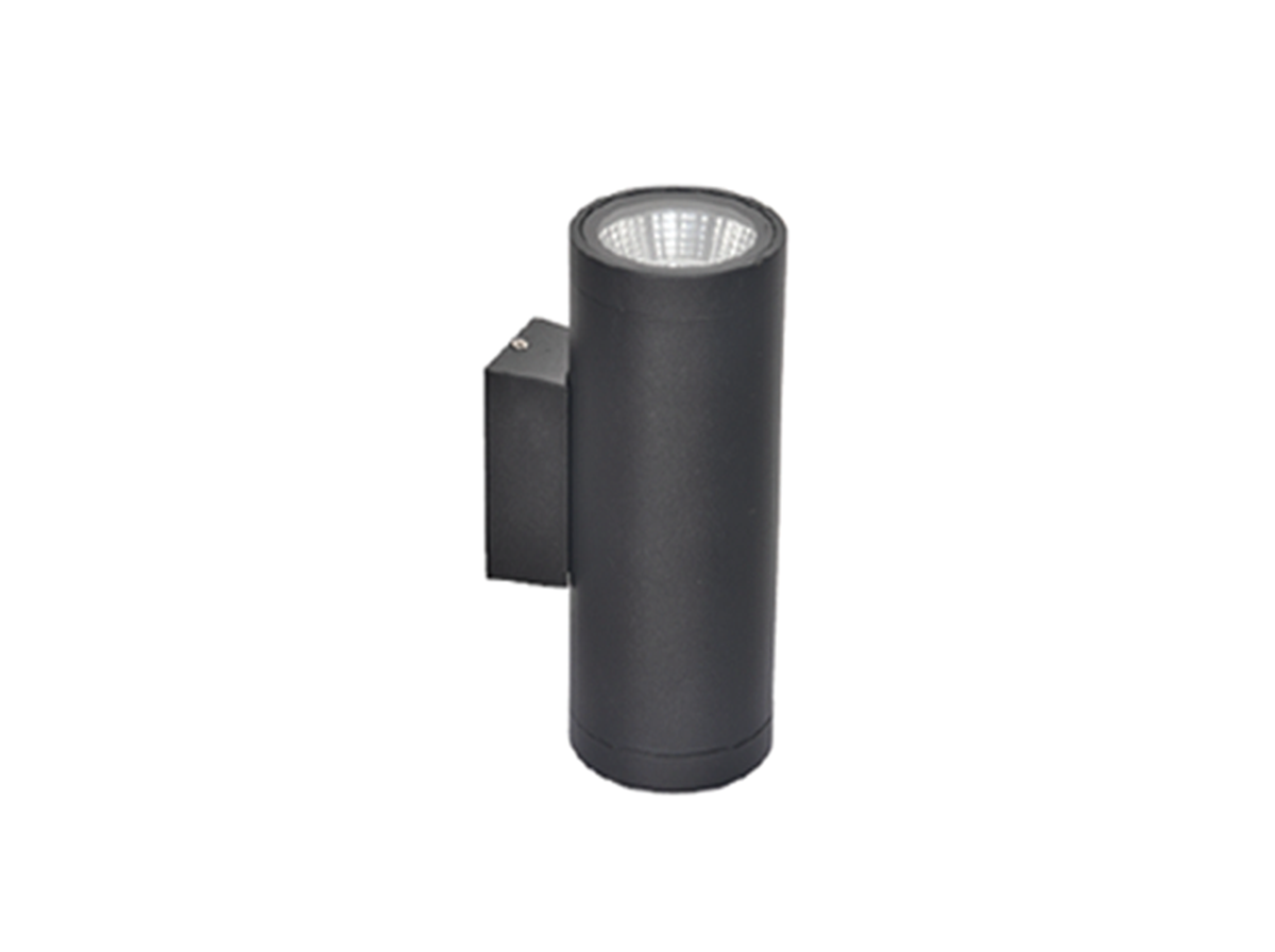 WALL LIGHT